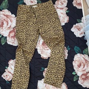 Banana republic Camden pant leopard